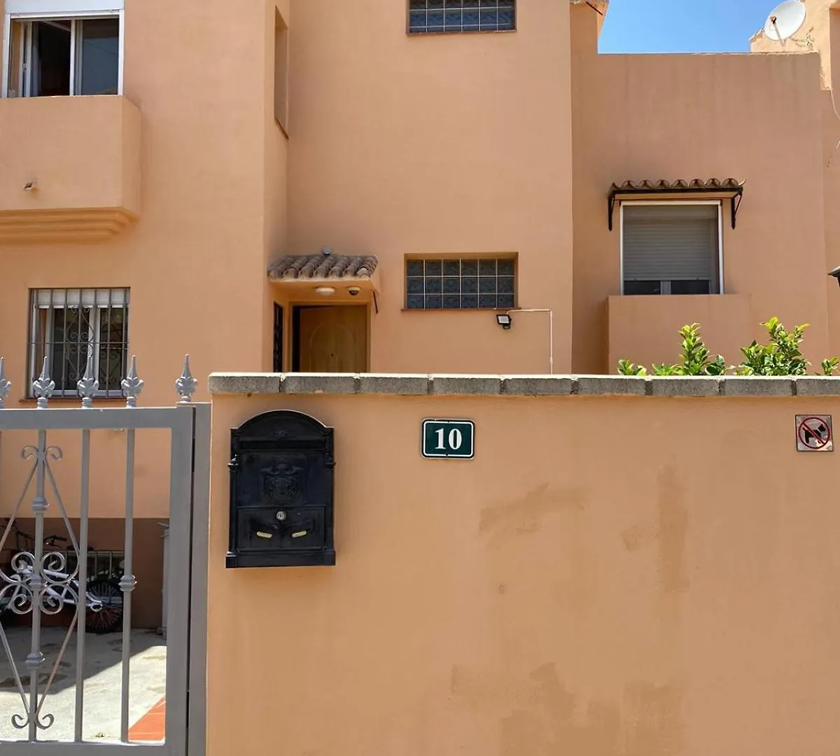 Hostel Cozy, Comfotable Rooms Fuengirola