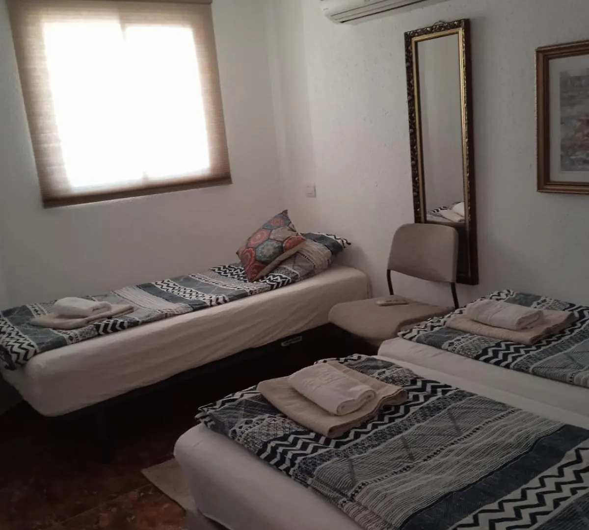 Cozy, Comfotable Rooms Fuengirola Hostel