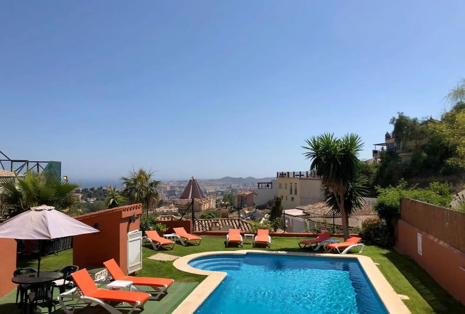 Cozy, Comfotable Rooms Fuengirola Spain